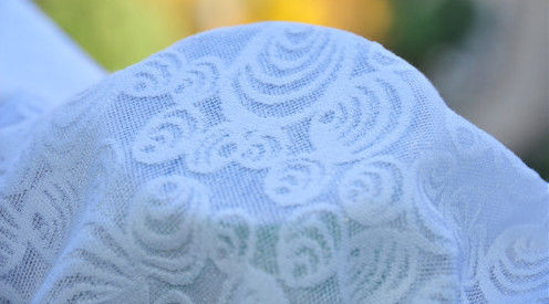 Chất lượng  White Jacquard Upholstery Fabric Wedding Dress Fabric 57/58" Width LOYAL Brand OEM Nhà máy